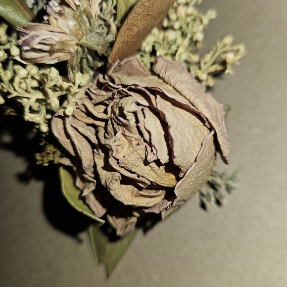 Bulk Dried Flower Petal Mix - Natural Potpourri, Resin Art, & Bath Salt Supplies - Picture 10 of 11